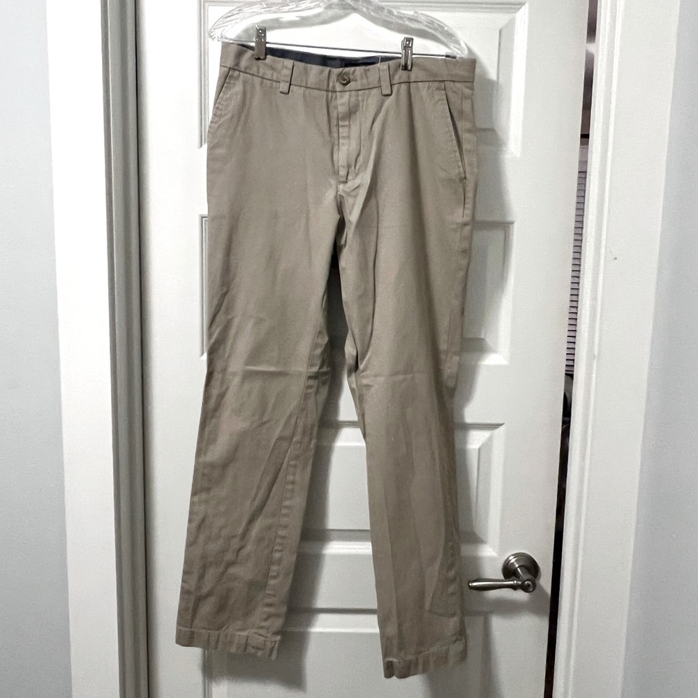 Banana Republic khakis. Size 32x34